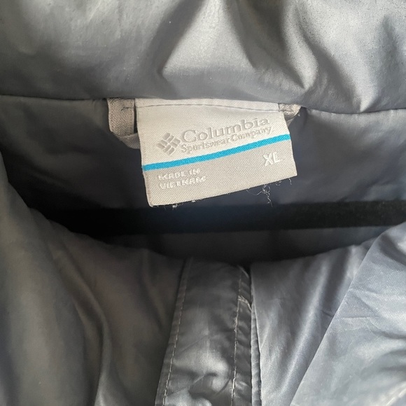Columbia Jacket​​ - Picture 3 of 13